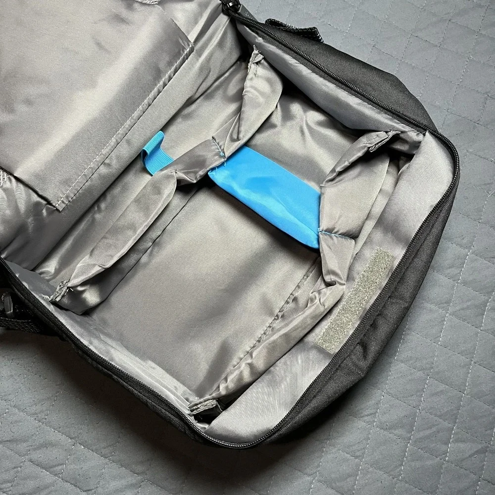 ResMed AirSense 11 Padded CPAP Carry Case – Gray Travel Bag with Strap – NEW